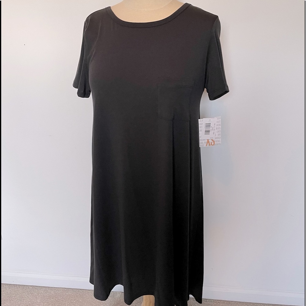 NWT LuLaRoe Solid Black Carley Dress